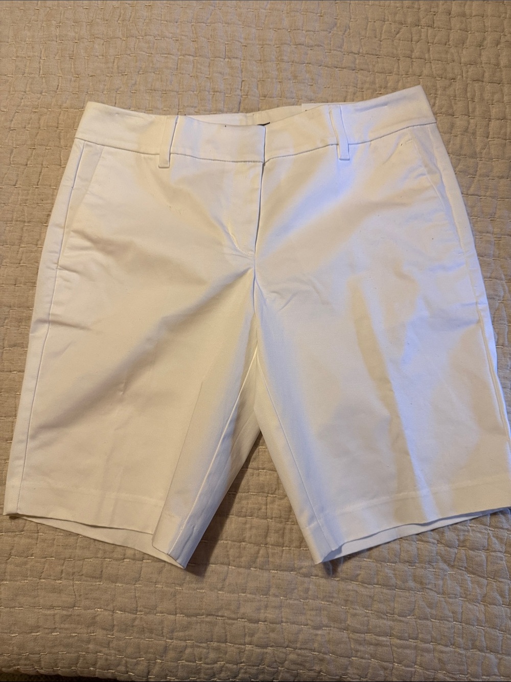 Ann Taylor White Bermuda Shorts with Belt Loops